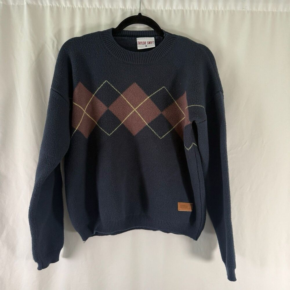 Taylor Swift Red Sweater Women's Medium Navy Argyle All Too Well Pullover Knit